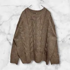 Dazy ケーブル編みニット　ブラウンベージュニット Mサイズ　シンプル