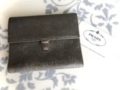 PRADA 財布 三つ折り　レア 差込み錠タイプ