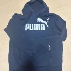 PUMA 黒　パーカー Mサイズ