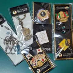 ワールドカップサッカー ピンバッジ7個セット③のサムネイル