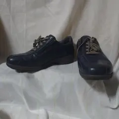 Item thumbnail for item 97ae0ffa-3f4f-4e0f-b58c-fbab9c9a0cea