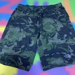 THE NORTH FACE 迷彩ショートパンツ