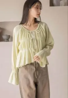 ヨウリュウシャーリングショートブラウス LOWRYS FARM