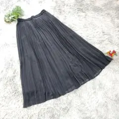 ✨美品✨【GU】ジーユー (M) プリーツスカート ロング丈 ベーシック 黒色