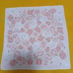 PIERRE BALMAIN バラ柄ハンカチ