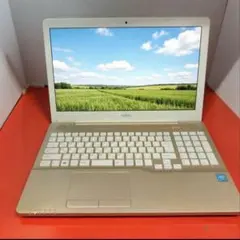 富士通 ノートパソコン Windows11　オフィス付き　爆速SSD搭載 極美品