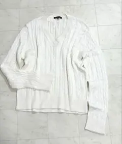 23区　ケーブルニット Vネック コットンニット