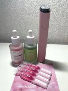 ⚠️期間限定値下げ中⚠️メディキューブ ブースタープロ ミニ ＋美容液3種