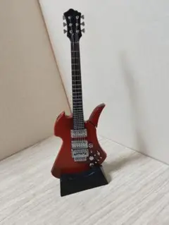 B.C. RICH モッキンバード サンバースト デカロゴ 雲インレイ B.C. RICH モッキンバード サンバースト デカロゴ 雲インレイ
