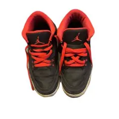 Nike Air Jordan 3 Retro "Crimson"のサムネイル