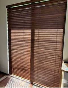 美品 nanik ウッドブラインド　マホガニー色　木製