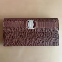 フェラガモ長財布のサムネイル