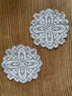 アンティーク フィレレース＆アペンツェル水色小花刺繍 フラワー型リネンドイリー アンティーク フィレレース＆アペンツェル水色小花刺繍 フラワー型