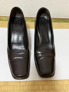 Max Mara ダークブラウン レザー スクエアトゥ ハイヒールのサムネイル
