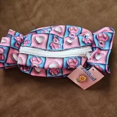 未使用　クマとハートのポーチ