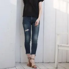 Item thumbnail for item 56050cf7-adba-4512-aa83-fd862a87e0ec