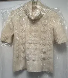 UNTITLED ラビットファー付きニット　タートルネック　アイボリー　サイズ2