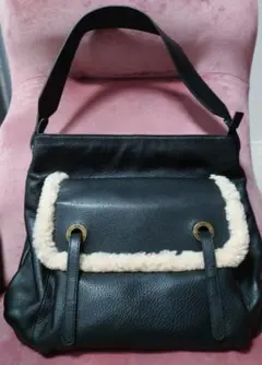 2025年最新】UGG レディース ショルダーバッグの人気アイテム - メルカリ