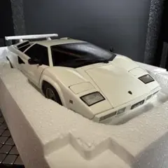 【難あり】ランボルギーニカウンタック5000S 白　1/18 オートアート 1/18 オートアートランボルギーニ カウンタック ホワイト AUTOart