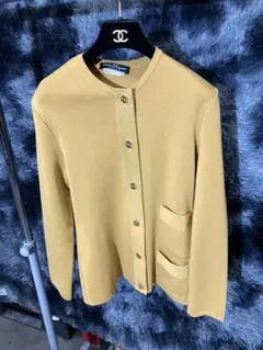 Salvatore Ferragamo カーディガン Sサイズ　マスタードカラーのサムネイル