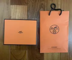 HERMES 空箱　ショッパー　リボン付き