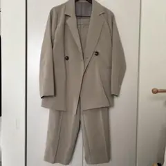 セットアップ　テーラードジャケット&パンツスーツ