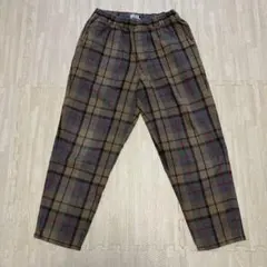 チェック柄カジュアルパンツ