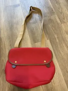 Brady ショルダーバッグ レッドのサムネイル
