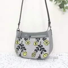 ミナペルホネン【両面】twins ブルー＊巾着トートバック＊＊ハンドメイド ミナペルホネン【両面】twins ブルー＊巾着トートバック