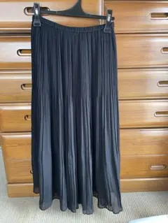 UNIQLO プリーツロングスカート Sサイズ