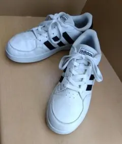 adidas スニーカー　ブレイクネット ホワイト/ブラック　25cm