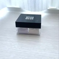 GIVENCHY トラベルサイズ　プリズムリーブル フェイスパウダー00のサムネイル
