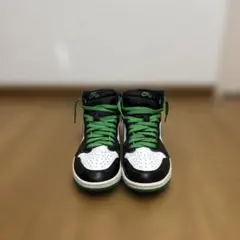 NIKE AIR JORDAN 1 ハイカット スニーカー