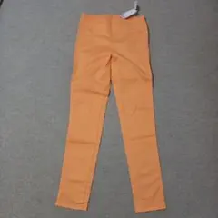 【未使用品】ユニクロ レギンス ライトオレンジ
