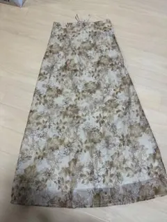 lilybrown 花柄刺繍スカート