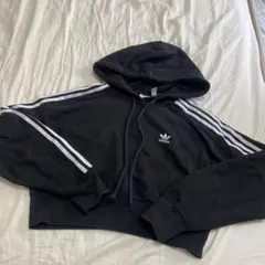 adidas クロップド丈パーカー XS 黒