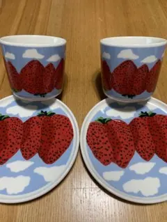 marimekko マリメッコ マンシッカヴオレット 食器セットのサムネイル