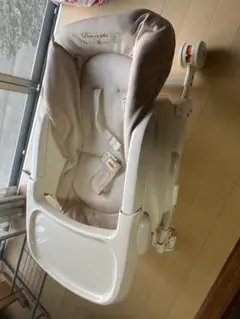 Combi 赤ちゃん用バウンサー ホワイト