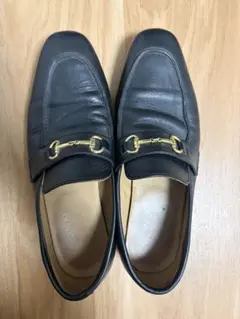 ブラックレザー ビット付きローファー