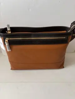 【新品】タケオキクチ　ショルダーバッグ　キャメル