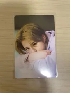 Item thumbnail for item 4da6c5e0-c5e3-4c8a-be62-d096b5b1ffa1