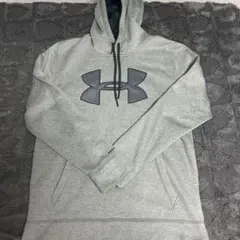 UNDER ARMOUR グレー フード付きパーカー MD