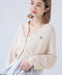 新品FRED PERRY × Ray BEAMS / 別注 Vネックカーディガンのサムネイル