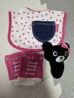 ミキハウス　ダブルビー　赤ちゃんグッズ　ベビースタイ　靴下　おもちゃ　3点セット