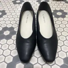 黒のポインテッドトゥパンプス　ブラック　パンプス　通勤　就活