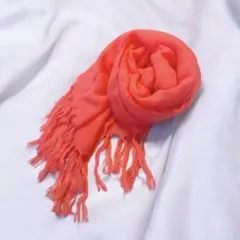 値下げ新品未使用蛍光ピンクフリンジ ストール