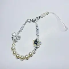 パールとビーズの携帯ストラップ