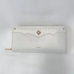 【美品】Samantha Vega ホワイト 長財布のサムネイル
