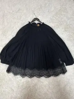 美品　ダーマコレクション プリーツチュニックのサムネイル
