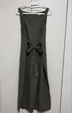 オリーブグリーン ジャンプスーツ ストライプ